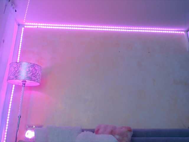 LaylaCruz's BongaCams show and profile