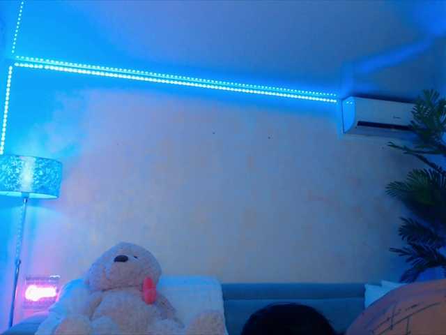 LaylaCruz's BongaCams show and profile