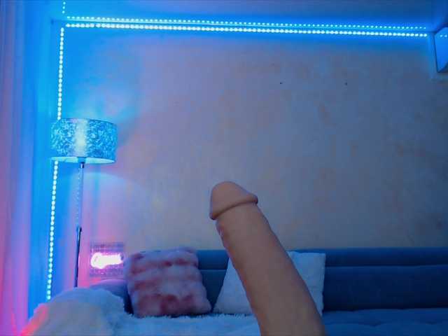 LaylaCruz's BongaCams show and profile