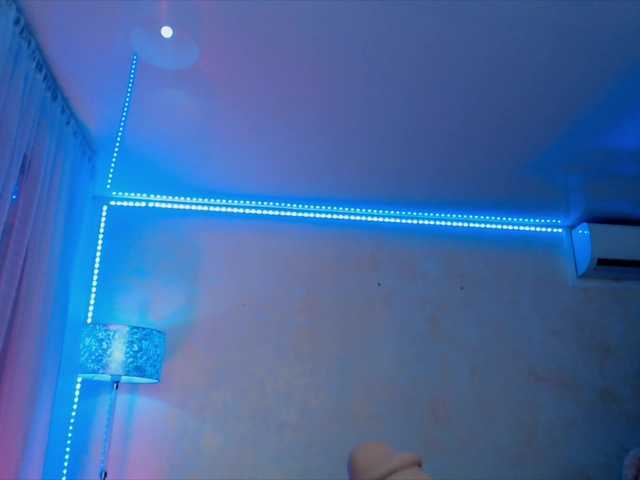 LaylaCruz's BongaCams show and profile