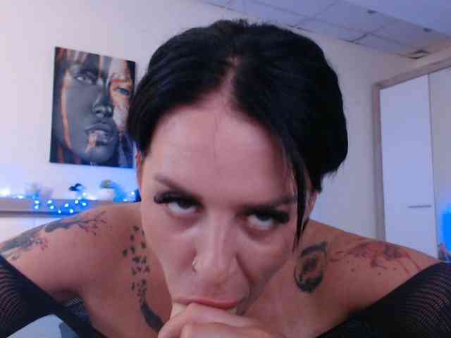 LaylaCruz webcam