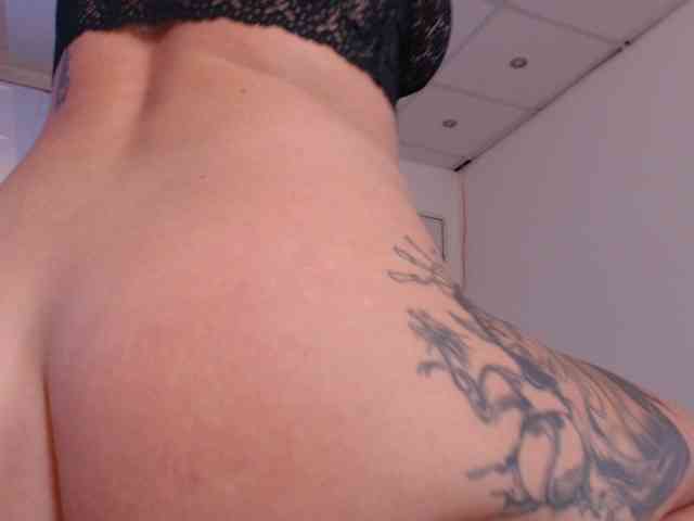 LaylaCruz webcam