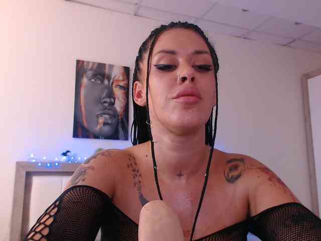LaylaCruz webcam