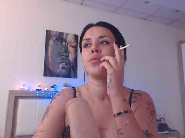 LaylaCruz webcam