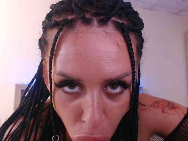 LaylaCruz webcam