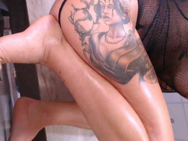LaylaCruz webcam