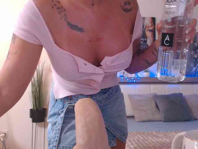 LaylaCruz webcam
