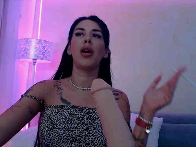 LaylaCruz Live Webcam on BongaCams