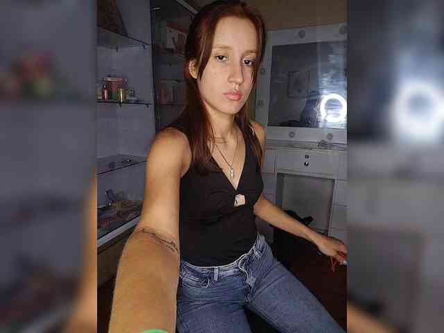 ValerieJones1 webcam
