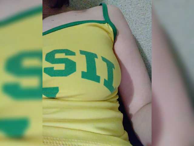 Vanilinika's BongaCams show and profile