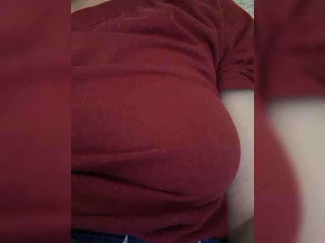 Vanilinika's BongaCams show and profile