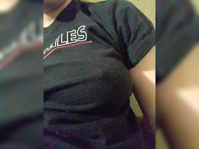 Vanilinika's BongaCams show and profile