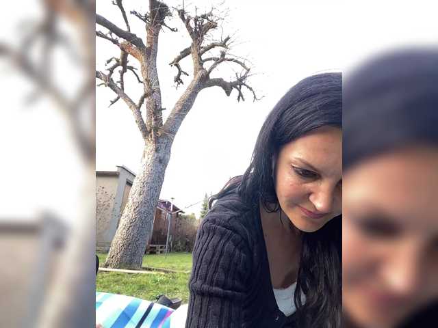 Leta29's BongaCams show and profile