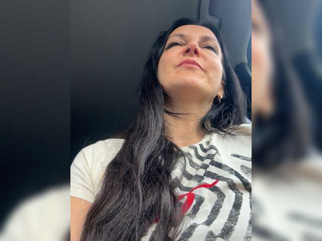 Leta29's BongaCams show and profile