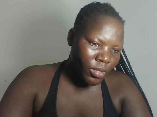 JuicyBlacktits webcam