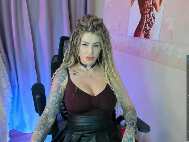 your-amazon4rever-wild's BongaCams show and profile