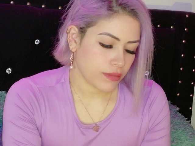 Ivypoison10's BongaCams show and profile