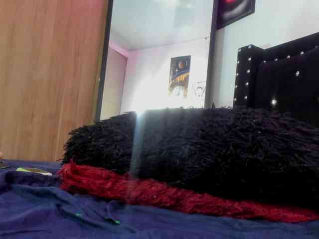 Alexa_lopez webcam