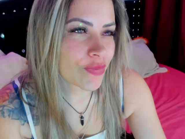 Alexa_lopez webcam