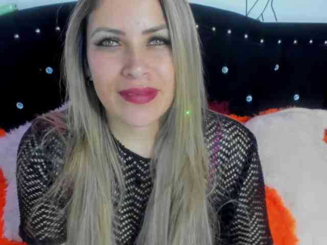 Alexa_lopez webcam