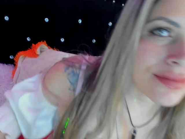 Alexa_lopez webcam