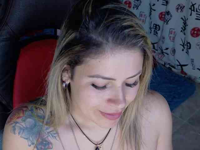 Alexa_lopez webcam