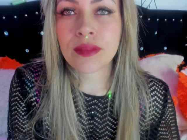 Alexa_lopez webcam
