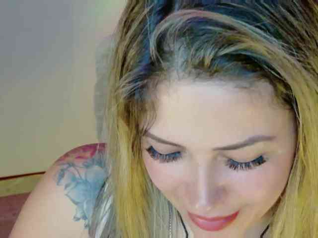 Alexa_lopez webcam