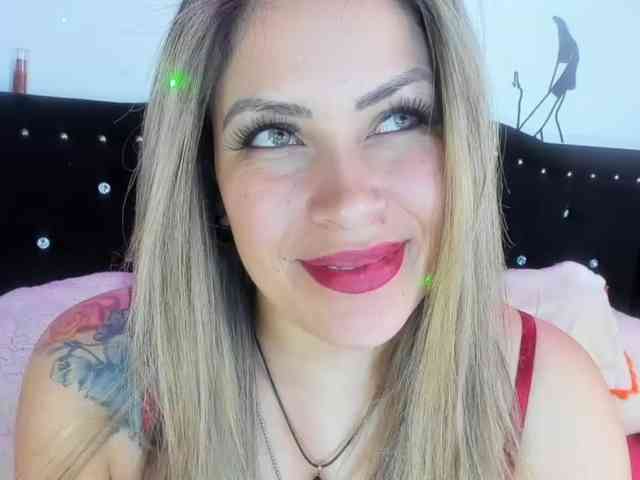 Alexa_lopez webcam