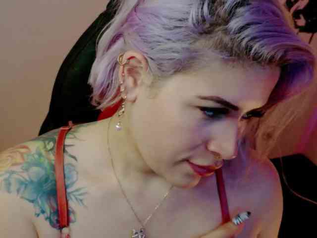 Ivypoison10 Live Webcam on BongaCams