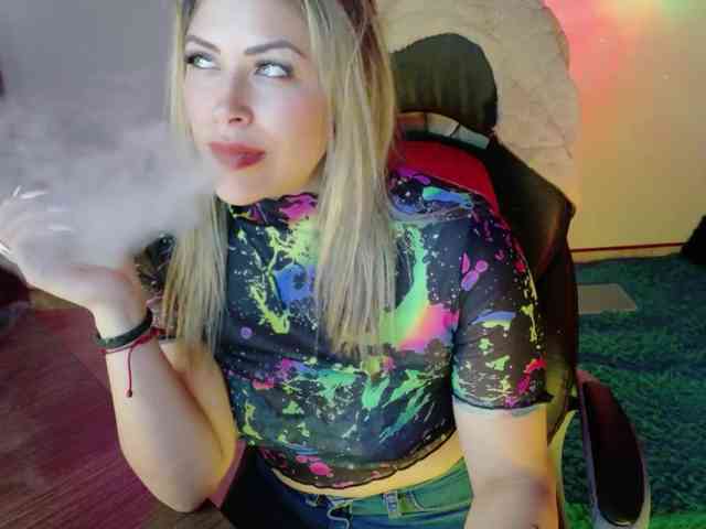 Alexa_lopez webcam