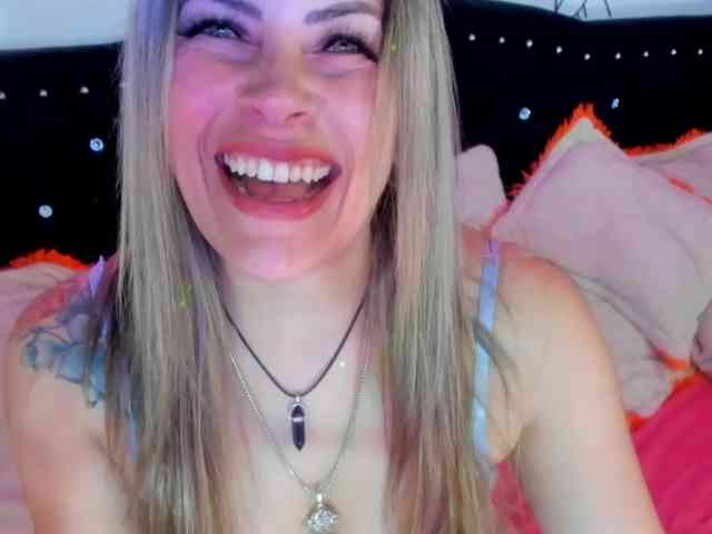 Alexa_lopez webcam