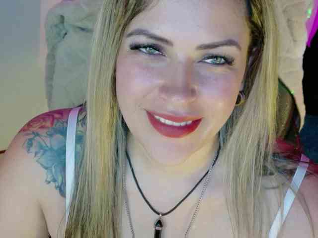 Alexa_lopez webcam
