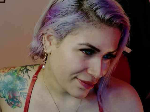 Ivypoison10 Live Webcam on BongaCams