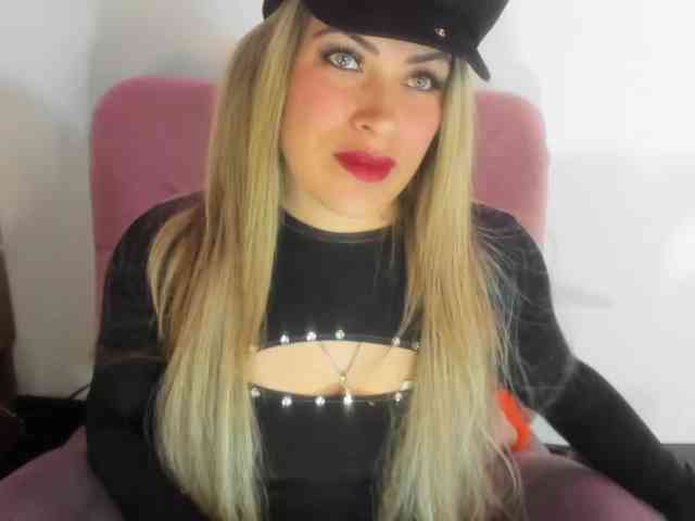 Alexa_lopez webcam