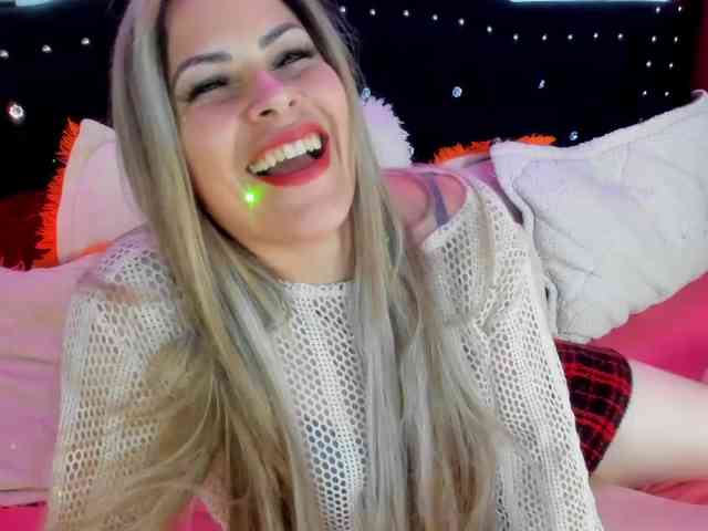 Alexa_lopez webcam