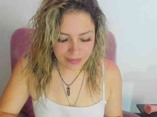 Alexa_lopez webcam