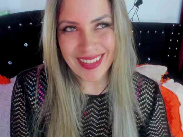 Ivypoison10 Live Webcam on BongaCams