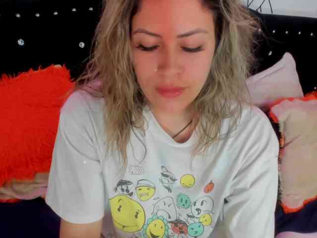 Alexa_lopez webcam