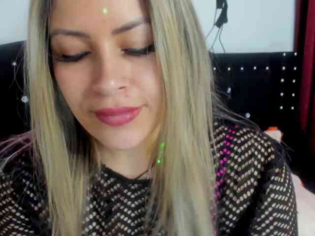 Alexa_lopez webcam
