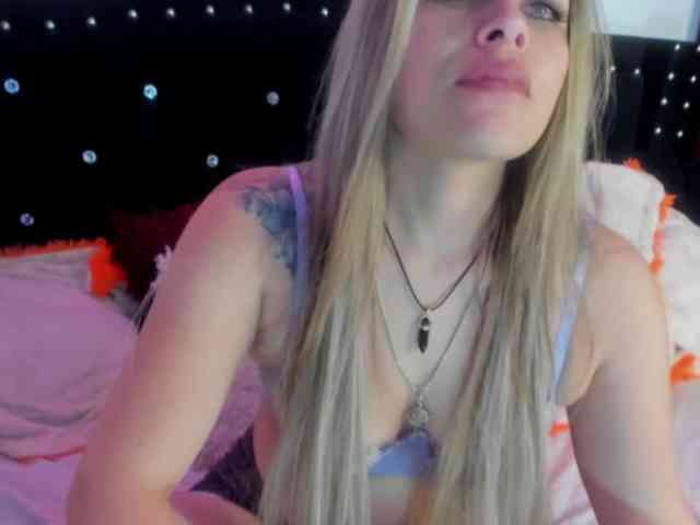 Alexa_lopez webcam