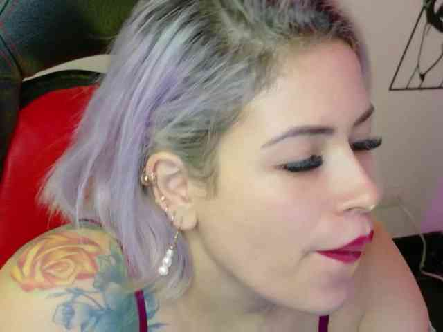 Ivypoison10 Live Webcam on BongaCams