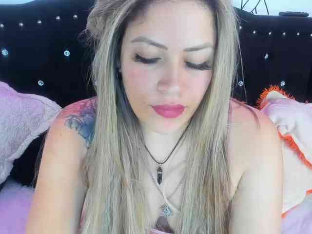 Alexa_lopez webcam