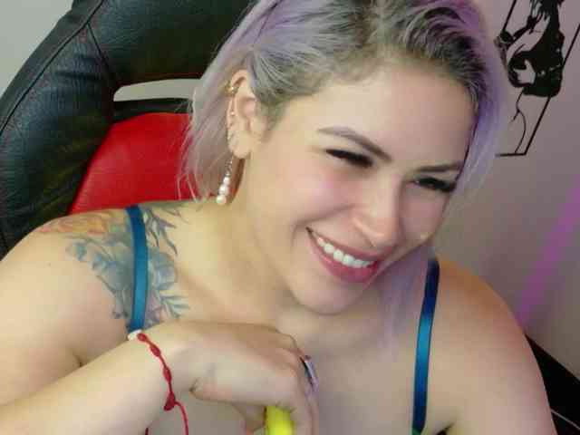 Alexa_lopez webcam