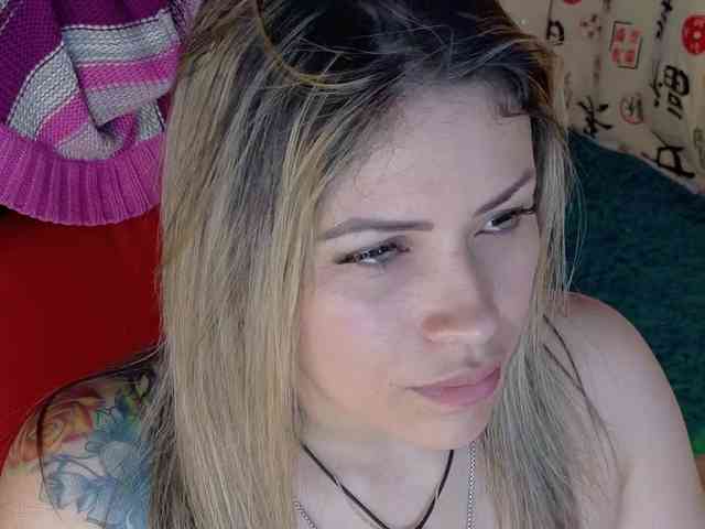 Alexa_lopez webcam