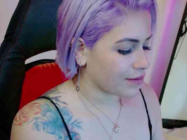 Ivypoison10 Live Webcam on BongaCams