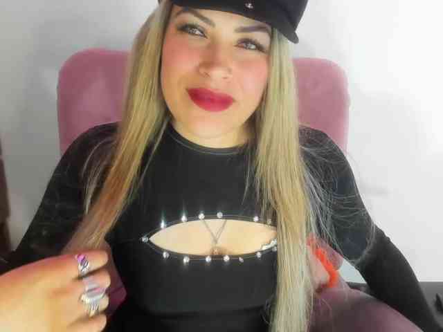 Alexa_lopez webcam