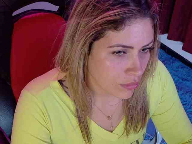 Alexa_lopez webcam