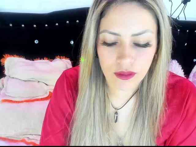 Alexa_lopez webcam