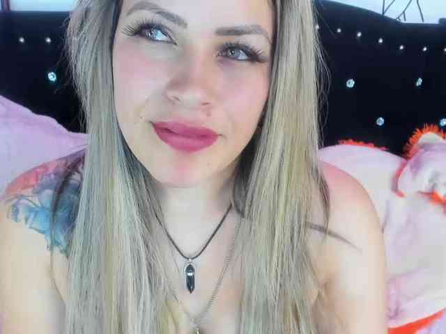 Alexa_lopez webcam
